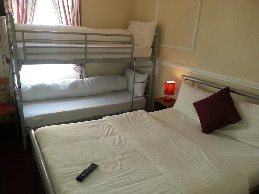 Standard Family Room,157926693:JPEG